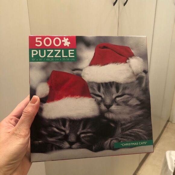 Christmas Cats 500 piece puzzle - Picture 6 of 9
